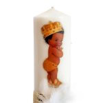 Lumanare botez cu aplicatii din pene, funda si banuti aurii - Bebe Print - Crem - 35x7 cm