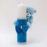 Lumanare botez invelita in catifea cu jucarie ursulet atasat - Bleu - 30x7 cm