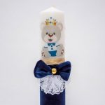 Lumanare botez cu catifea, papion, dantela si puf alb - Ursuletul Print, Bleumarin, 35x7 cm - imagine 2