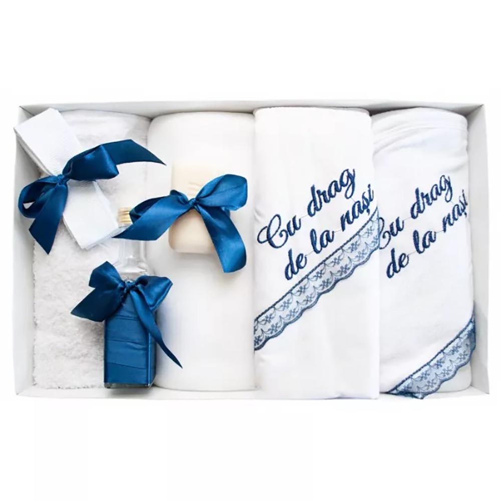 TBB7011 Trusou Botez cu 7 piese personalizat cu broderie - Cu drag de la Nasi - ALB - BLEUMARIN - imagine 1