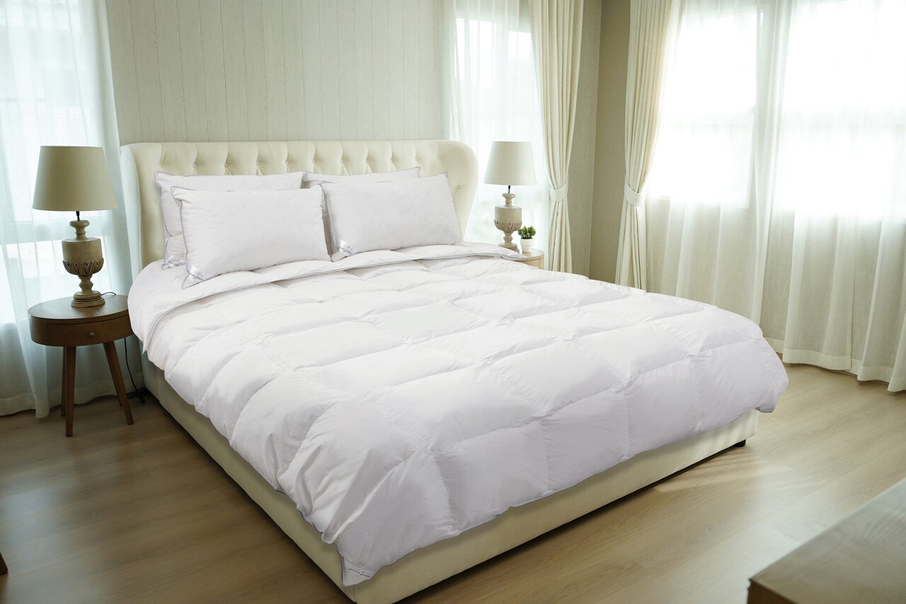 l-pilota-feeling-umplutura-100-puf-de-gasca-200x220-cm Pilota Feeling, umplutura 100% puf de gasca, 200x220 cm - imagine 1