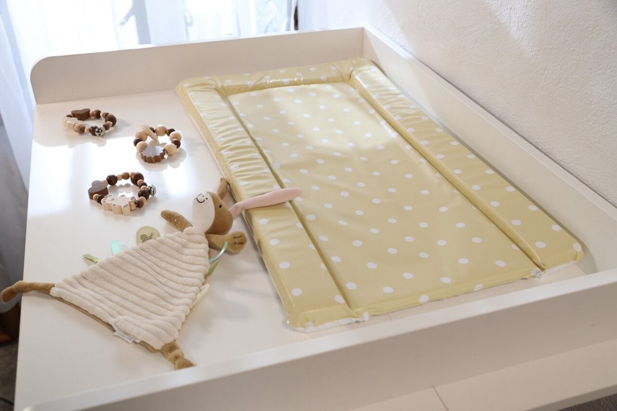 Saltea infasat M, 38x70 cm, Beige Polka Dot - imagine 1