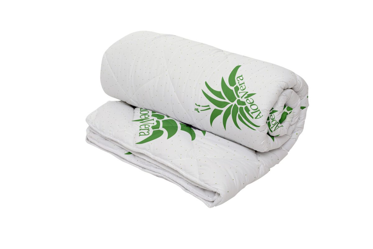 Set Aloe Vera Essence, 2 perne microfibra 50x70 cm si pilota matlasata 350g/mp, 200x220 cm - imagine 9