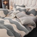 Set lenjerie cocolino pufoasa, cu elastic, pat 2 persoane, 4 piese - imagine 4